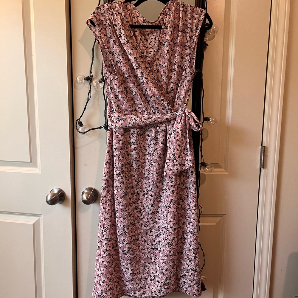 Max Studio Floral wrap dress